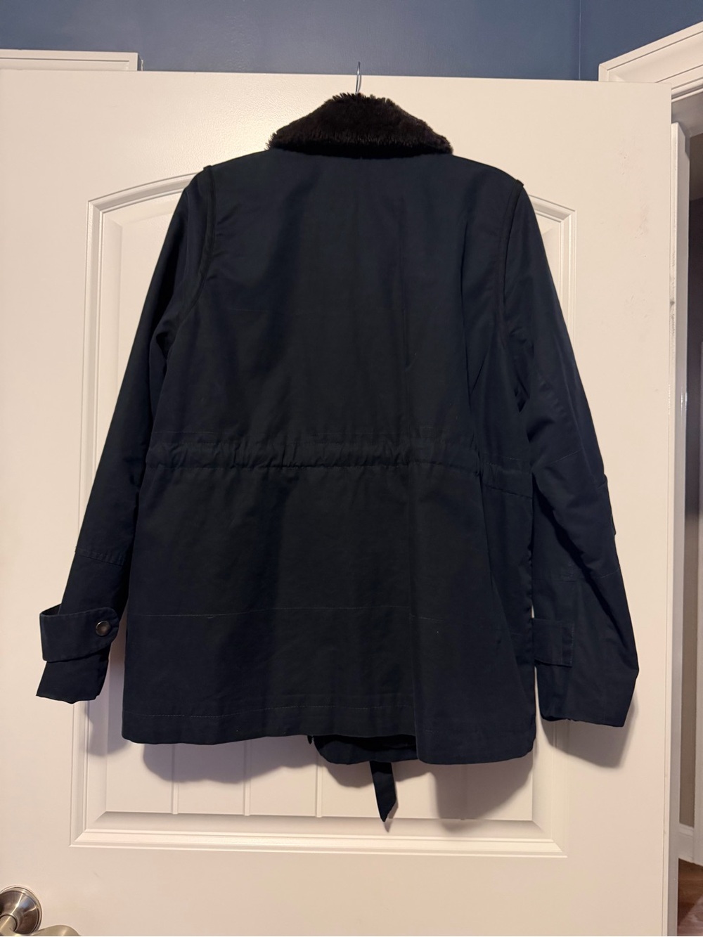 GAP Jacket - Picture 4 of 8